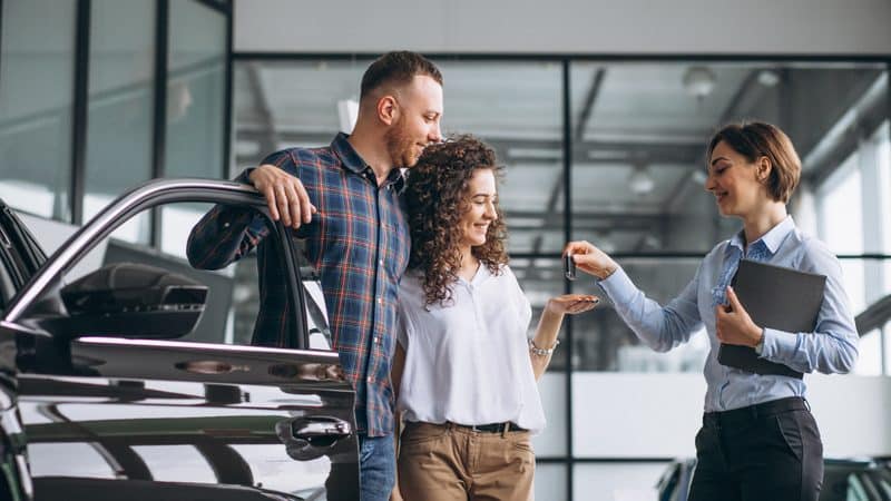 Quanto custa um carro por assinatura? Entenda o que entra na mensalidade